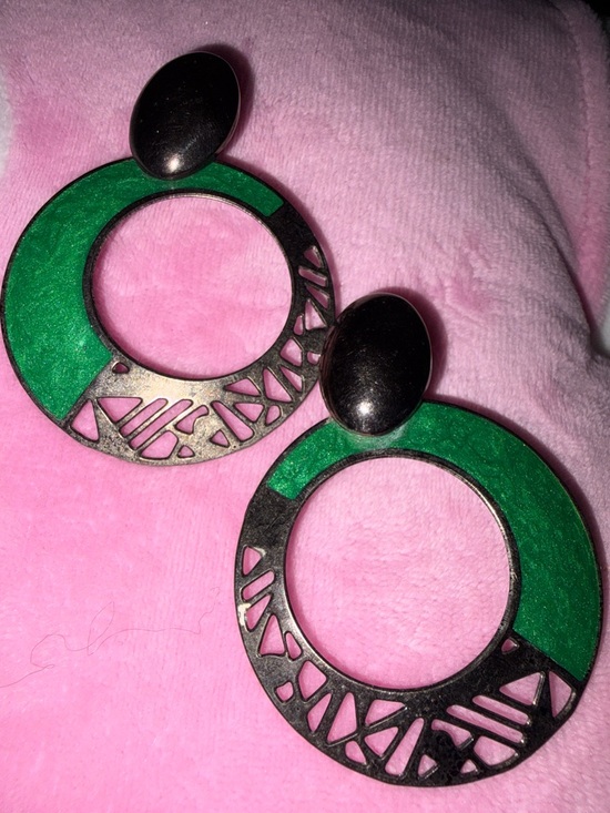 Jewelry - Vintage Modernist Design Green Hoop Drop Earrings - Women Jewelry
